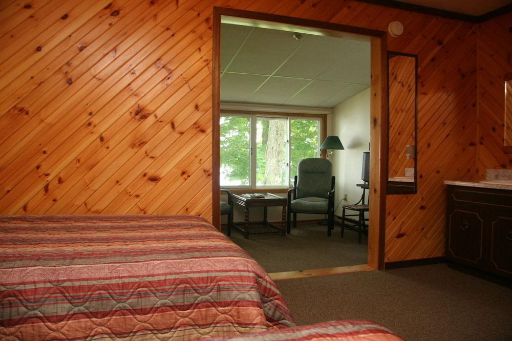 Beachwood Resort Deer Bay Exteriör bild