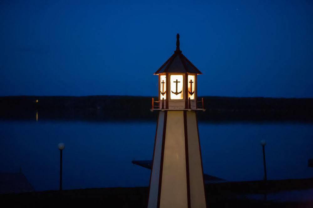 Beachwood Resort Deer Bay Exteriör bild